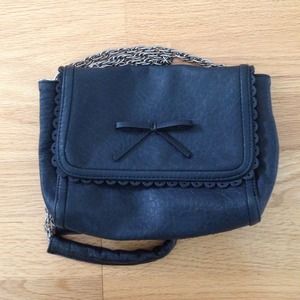 URBAN OUTFITTERS FAUX LEATHER CROSSBODY BAG