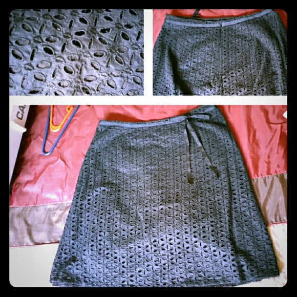 Black skirt (church skirt)