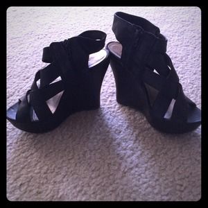Black sandal wedges