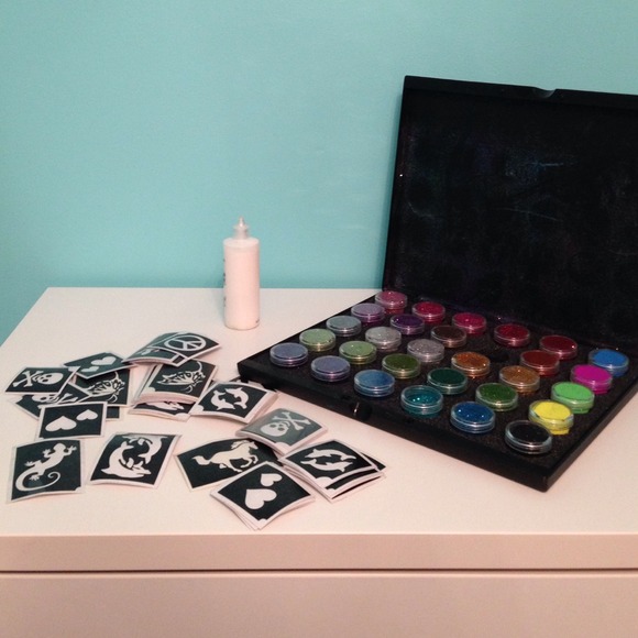 Glitter tattoo glimmer body art