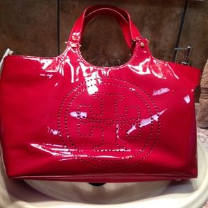 Tory Burch Bombe Tote 100% authentic