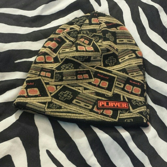 Reversible Nintendo beanie