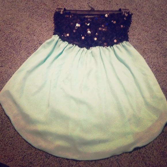 Ment-turquoise top
