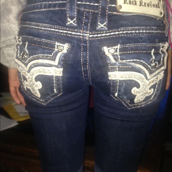 Size 23 rock revival skinny jeans