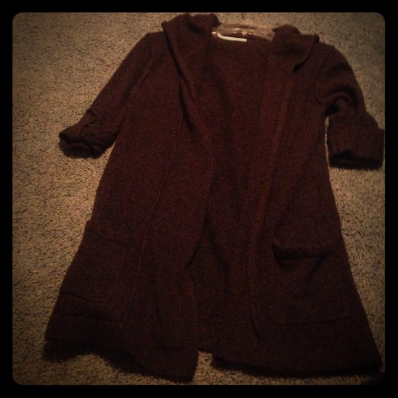 Hooded sweater