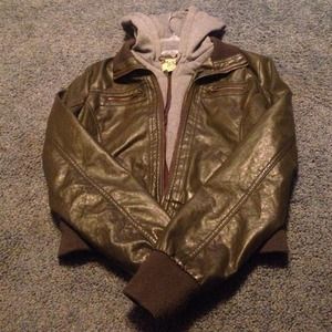 Grey and hunter green jacket