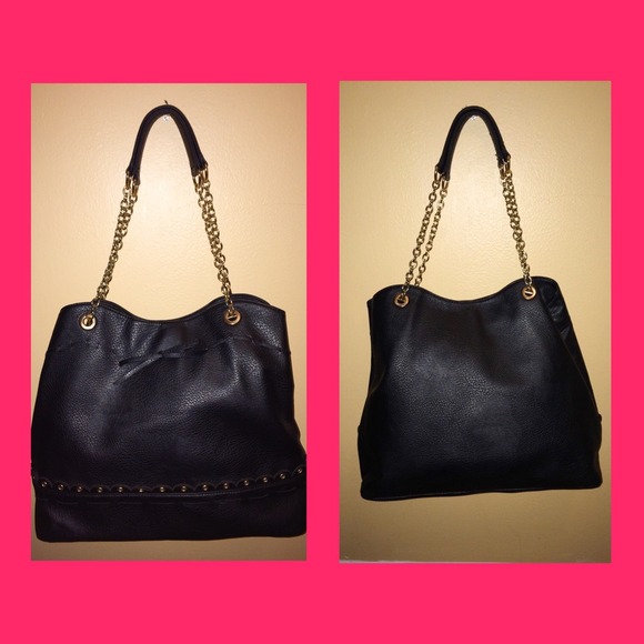 Handbags - Black and Gold Purse