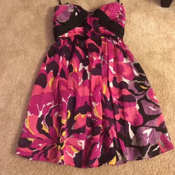 Bebe strapless floral dress