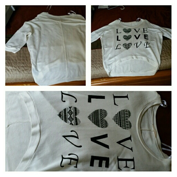 Pull over, baggy 1/4" sleeved Papaya sweater