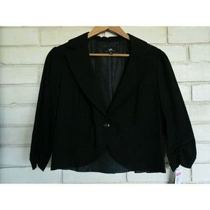 I.N. San Francisco Cropped Juniors Blazer