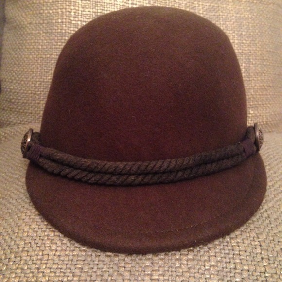 Felt Brown Cap - Picture 2 of 3