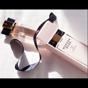 Estée Lauder Modern Muse (3.4 oz)