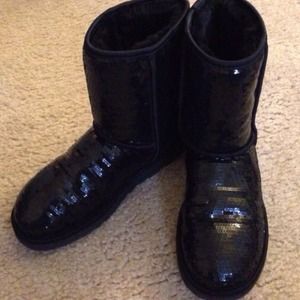 Black sequin uggs