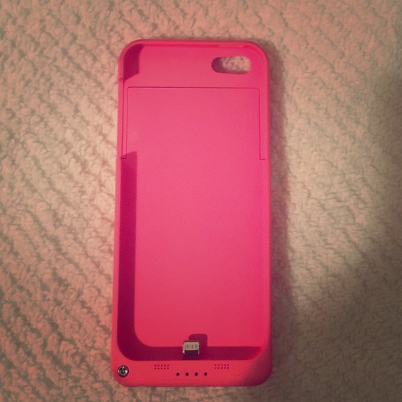 iPhone 5/5s charging phone case