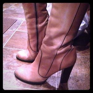 ALDO Boot size 39/9 women's