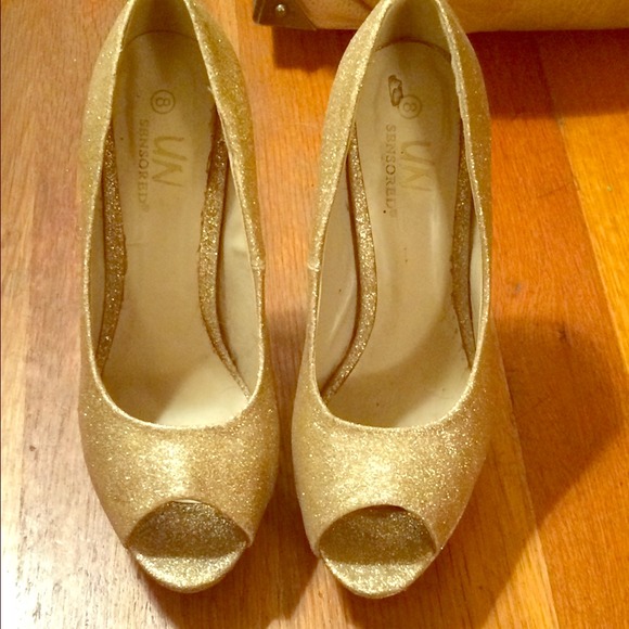 Gold Sparkly Platform Stilettos✨✨ Worn only once