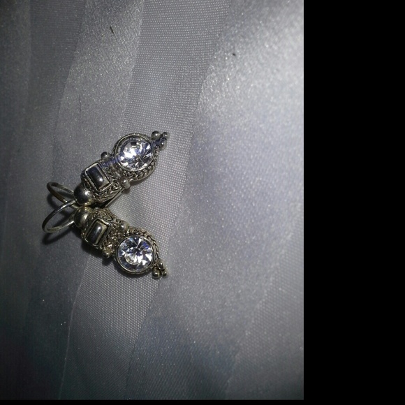 Ear rings