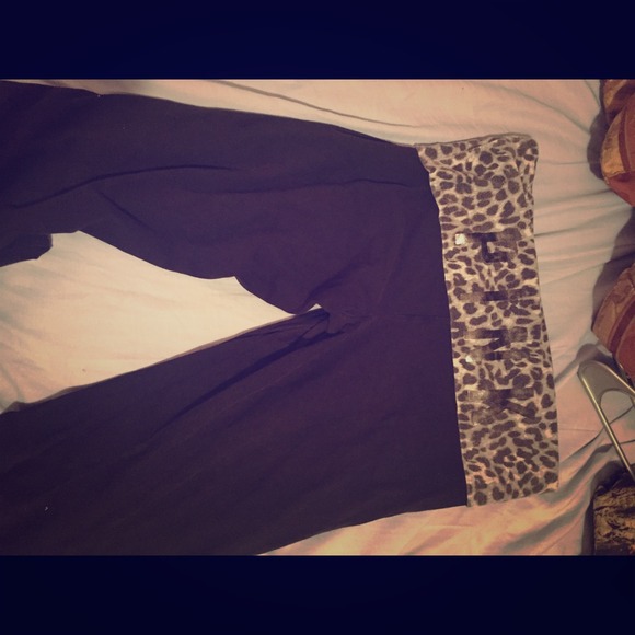 Victoria's Secret yoga pants