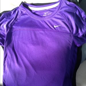 🚫SOLD🚫Nike DriFit Running Shirt!