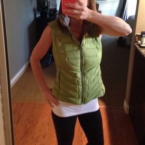 Small vest. Light and cozy!