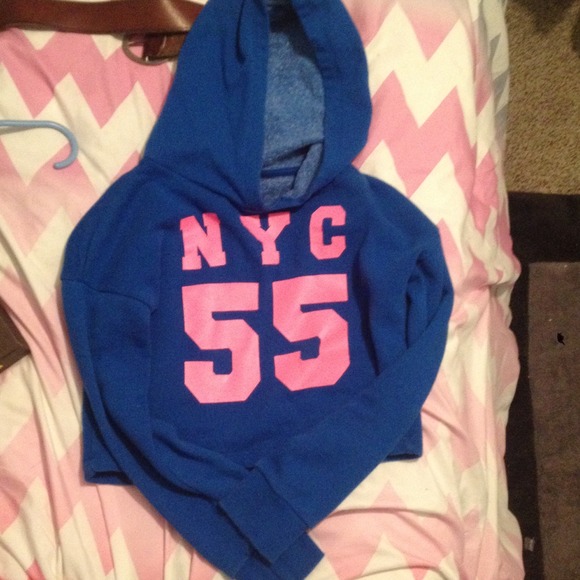 Forever 21 crop top hoodie