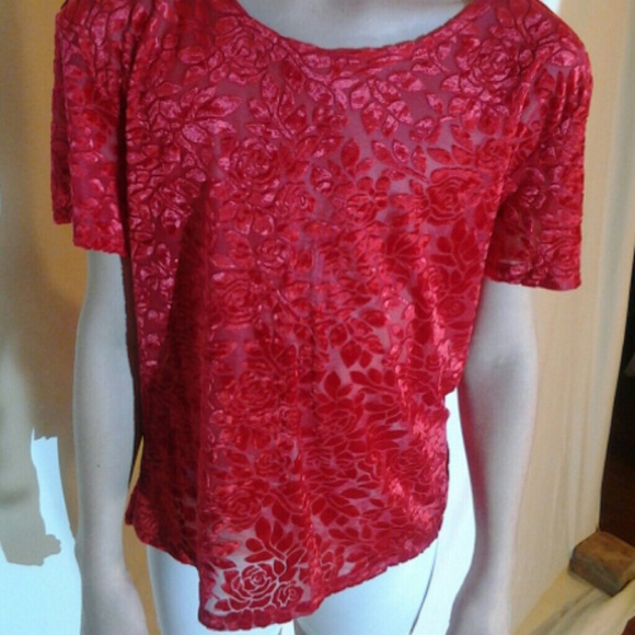 Red floral top