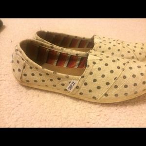 Cream and Navy Polka Dot Toms