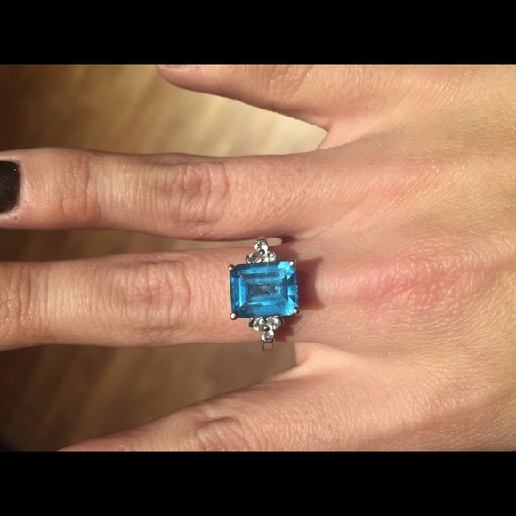 Jewelry - Blue & White Topaz Ring