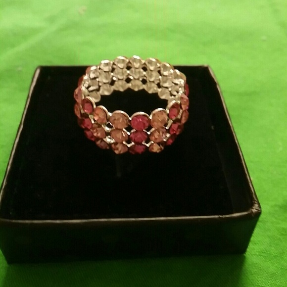 Beautiful Multicolored Ring NWOT - Picture 2 of 3