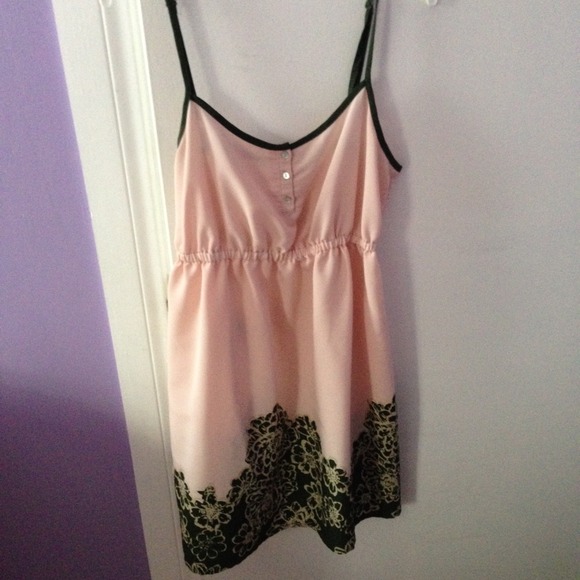 Pink and Green dress - Picture 1 of 2