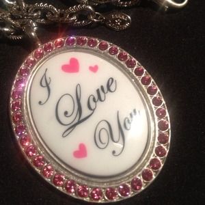 "I LOVE YOU" necklace - Tarina Tarantino
