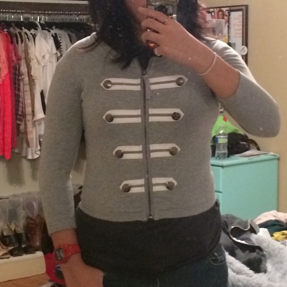 Grey Jacket - Picture 2 of 4