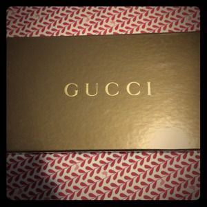 Gucci flats