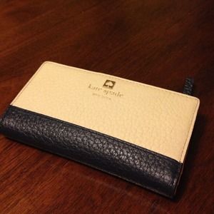 AUTHENTIC Kate Spade Wallet
