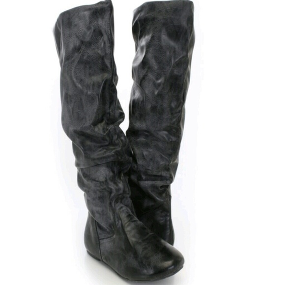 Gray/black Slouch Boots