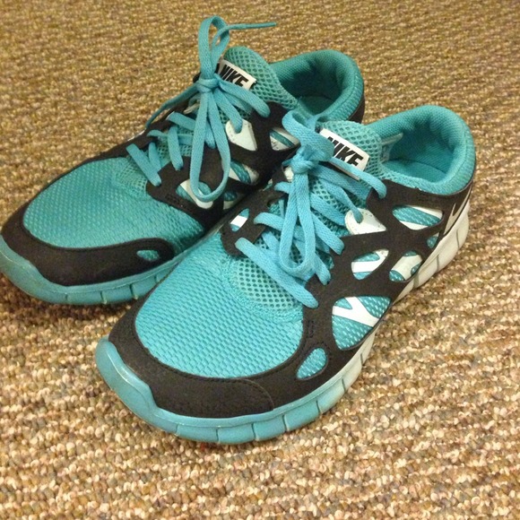 Turquoise Nike Free Run, Women's Size 9