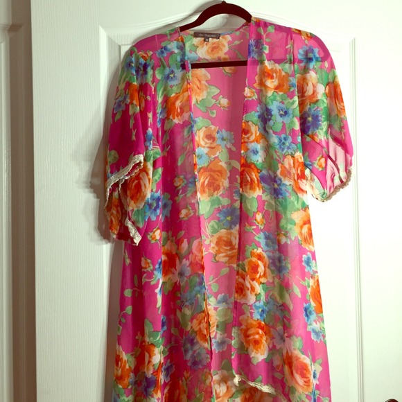 Flows floral Kimono