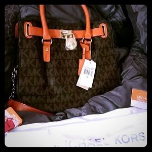 Brown Large Hamilton