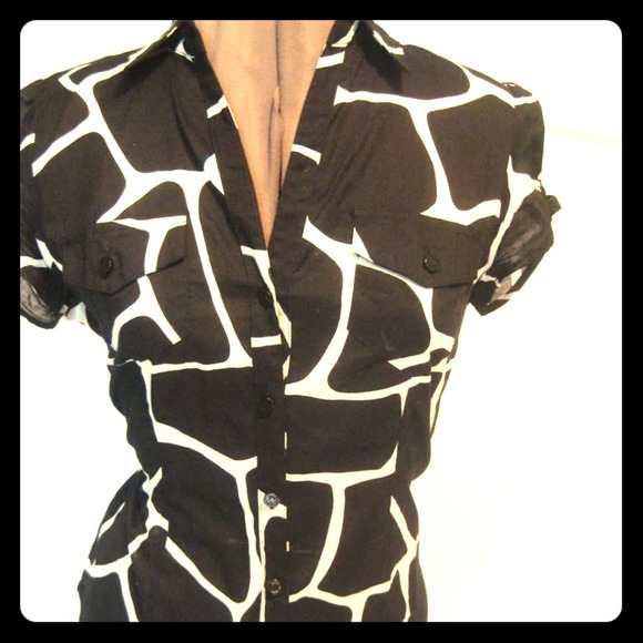 Michael Kors - black giraffe print blouse