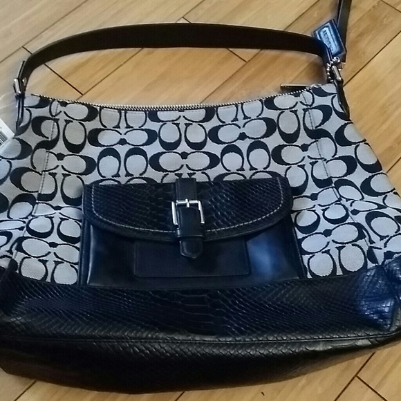 Autheric Coach bag