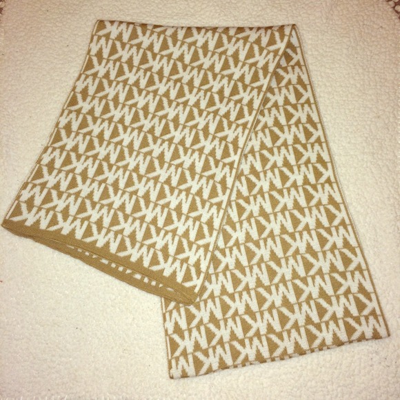 Authentic Michael Kors scarf