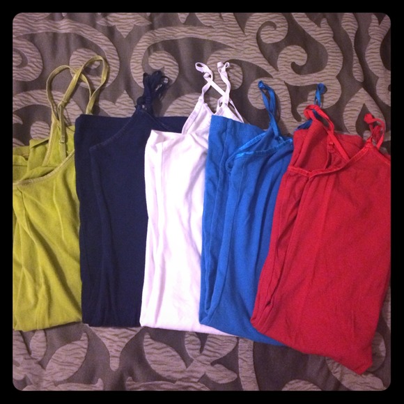 🚫Sold in Bundle🚫🌻Tank Top Bundle🌻
