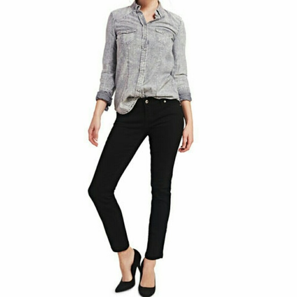 New with tags Blue Asphalt skinny jeans!