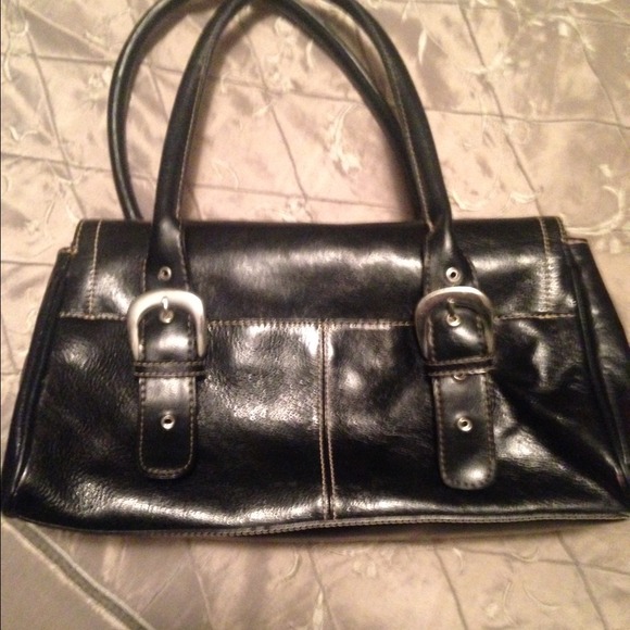 Kenneth Cole reaction