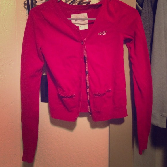 Hollister Cardigan.