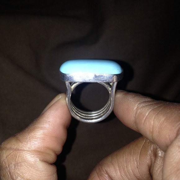 Gorgeous Sterling Silver/Natural Turquoise Ring