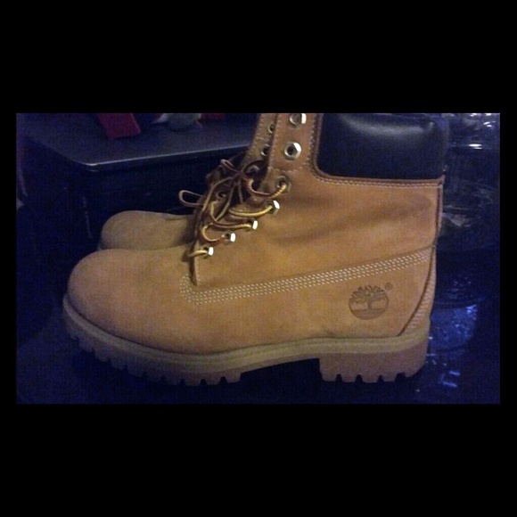 Timberland 6" wheat boots
