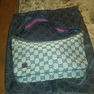 Gently used authentic Gucci Handbag
