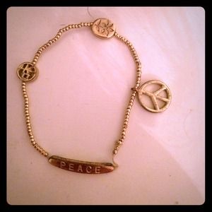 Peace sign bracelet