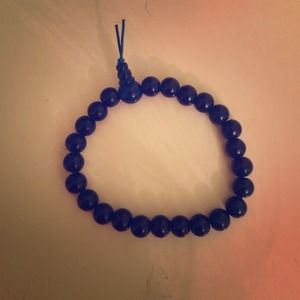Go blue pearl bracelet!